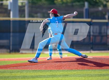 Thumbnail 3 in Grand Oaks vs Oak Ridge (Battle of the Oaks) photogallery.