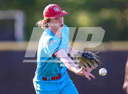 Thumbnail 2 in Grand Oaks vs Oak Ridge (Battle of the Oaks) photogallery.