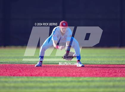 Thumbnail 3 in Grand Oaks vs Oak Ridge (Battle of the Oaks) photogallery.