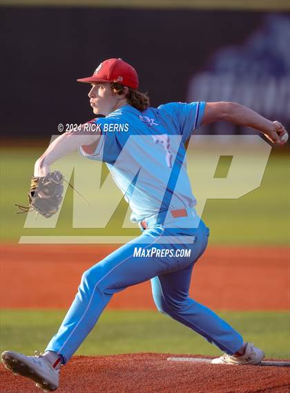 Thumbnail 3 in Grand Oaks vs Oak Ridge (Battle of the Oaks) photogallery.