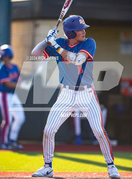 Thumbnail 3 in Grand Oaks vs Oak Ridge (Battle of the Oaks) photogallery.