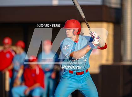 Thumbnail 3 in Grand Oaks vs Oak Ridge (Battle of the Oaks) photogallery.