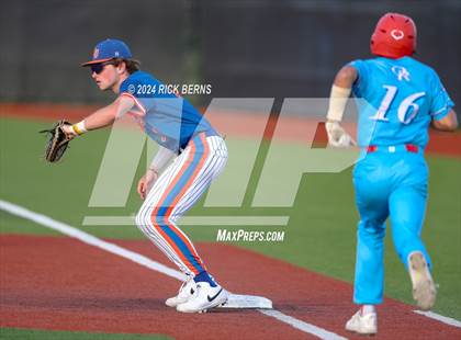 Thumbnail 3 in Grand Oaks vs Oak Ridge (Battle of the Oaks) photogallery.