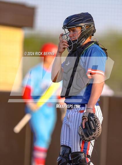 Thumbnail 1 in Grand Oaks vs Oak Ridge (Battle of the Oaks) photogallery.