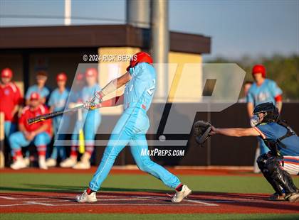 Thumbnail 1 in Grand Oaks vs Oak Ridge (Battle of the Oaks) photogallery.