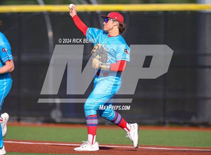 Thumbnail 2 in Grand Oaks vs Oak Ridge (Battle of the Oaks) photogallery.