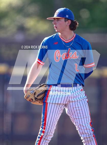 Thumbnail 2 in Grand Oaks vs Oak Ridge (Battle of the Oaks) photogallery.