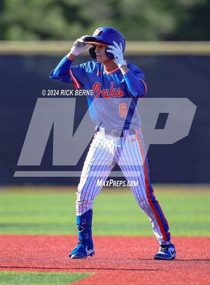 Thumbnail 2 in Grand Oaks vs Oak Ridge (Battle of the Oaks) photogallery.