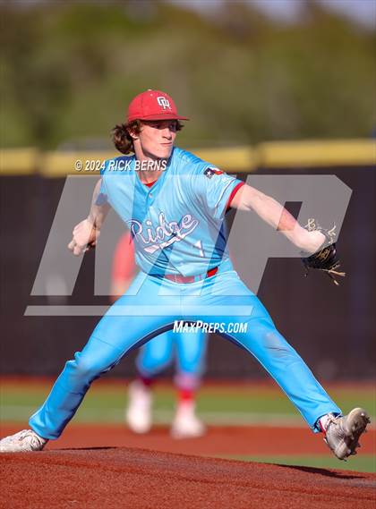 Thumbnail 1 in Grand Oaks vs Oak Ridge (Battle of the Oaks) photogallery.