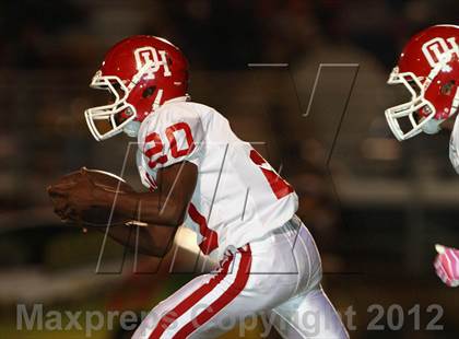 Thumbnail 1 in Oak Hills @ Serrano photogallery.