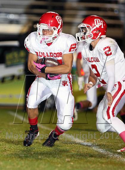 Thumbnail 2 in Oak Hills @ Serrano photogallery.