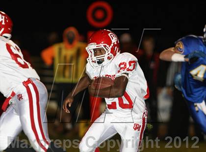 Thumbnail 2 in Oak Hills @ Serrano photogallery.