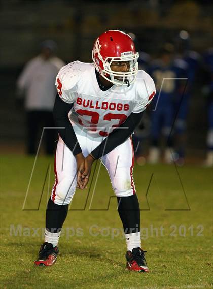 Thumbnail 1 in Oak Hills @ Serrano photogallery.