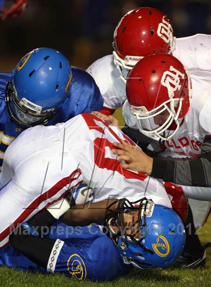 Thumbnail 3 in Oak Hills @ Serrano photogallery.