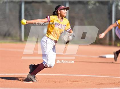 Thumbnail 1 in Highland @ Mountain Pointe photogallery.