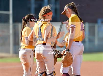 Thumbnail 3 in Highland @ Mountain Pointe photogallery.
