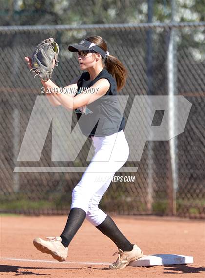 Thumbnail 3 in Highland @ Mountain Pointe photogallery.