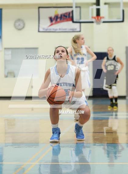 Thumbnail 3 in Westfield @ Yorktown photogallery.