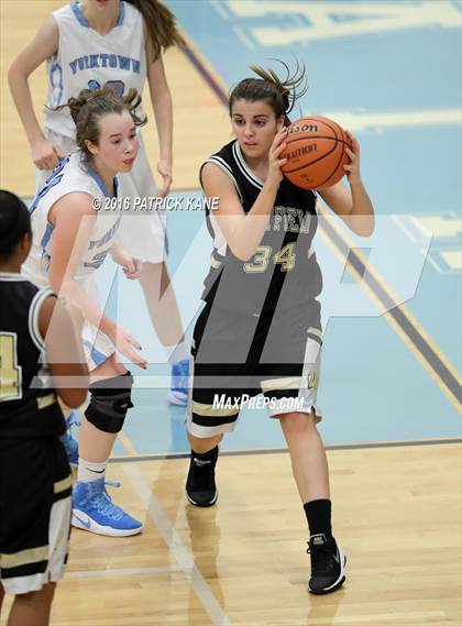 Thumbnail 2 in Westfield @ Yorktown photogallery.