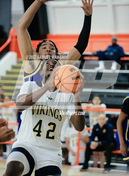 Thumbnail 3 in Campbell Hall vs  St. Bernard  (Beverly Hills Tournament) photogallery.