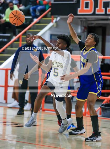Thumbnail 2 in Campbell Hall vs  St. Bernard  (Beverly Hills Tournament) photogallery.