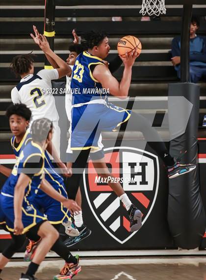 Thumbnail 2 in Campbell Hall vs  St. Bernard  (Beverly Hills Tournament) photogallery.