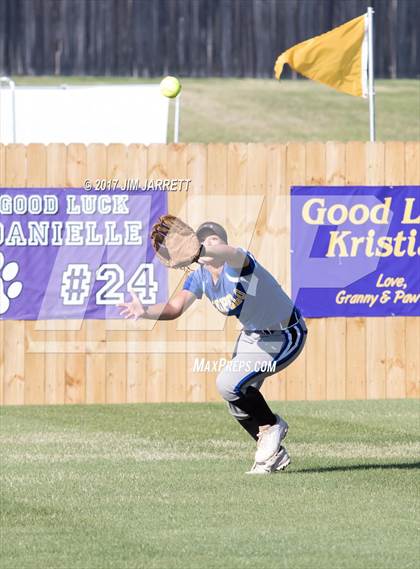 Thumbnail 2 in DeSoto Central vs. Tupelo photogallery.