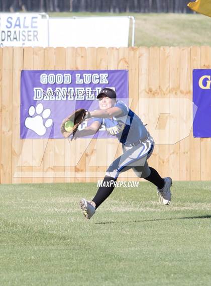 Thumbnail 3 in DeSoto Central vs. Tupelo photogallery.
