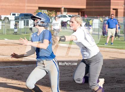 Thumbnail 3 in DeSoto Central vs. Tupelo photogallery.