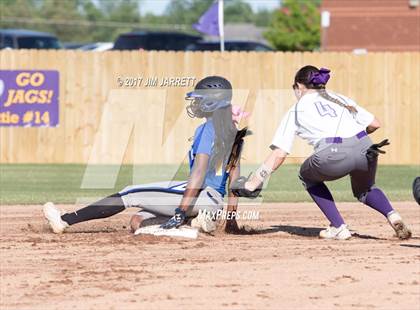 Thumbnail 3 in DeSoto Central vs. Tupelo photogallery.