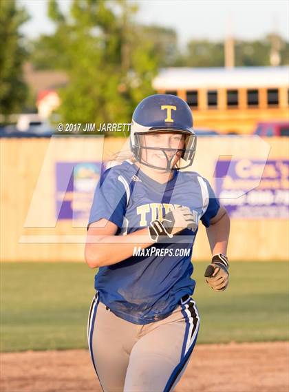 Thumbnail 3 in DeSoto Central vs. Tupelo photogallery.