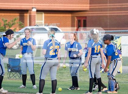Thumbnail 3 in DeSoto Central vs. Tupelo photogallery.