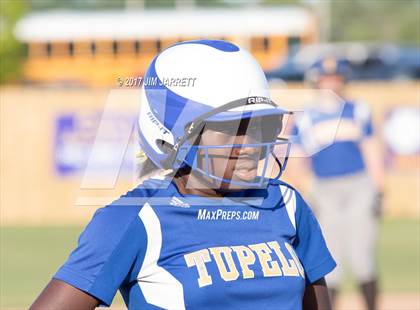 Thumbnail 1 in DeSoto Central vs. Tupelo photogallery.