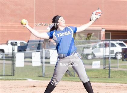 Thumbnail 1 in DeSoto Central vs. Tupelo photogallery.