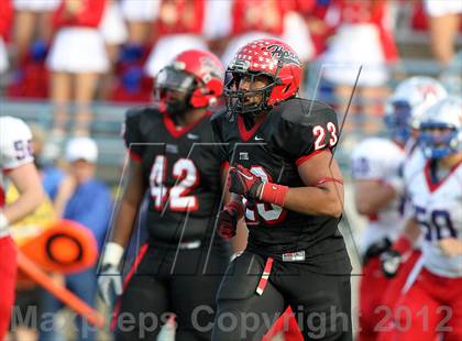 Thumbnail 3 in Cedar Hill vs. Westlake (UIL 5A Division 2 Semifinal Playoff) photogallery.
