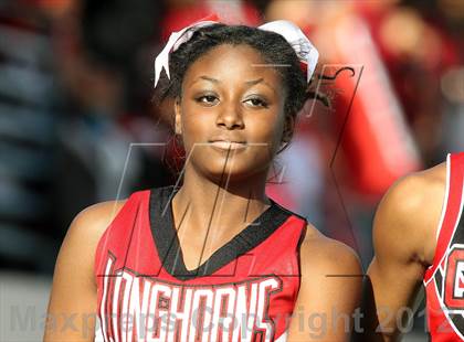 Thumbnail 3 in Cedar Hill vs. Westlake (UIL 5A Division 2 Semifinal Playoff) photogallery.