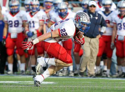 Thumbnail 3 in Cedar Hill vs. Westlake (UIL 5A Division 2 Semifinal Playoff) photogallery.
