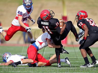 Thumbnail 1 in Cedar Hill vs. Westlake (UIL 5A Division 2 Semifinal Playoff) photogallery.