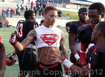Thumbnail 1 in Cedar Hill vs. Westlake (UIL 5A Division 2 Semifinal Playoff) photogallery.