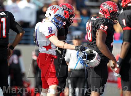 Thumbnail 2 in Cedar Hill vs. Westlake (UIL 5A Division 2 Semifinal Playoff) photogallery.