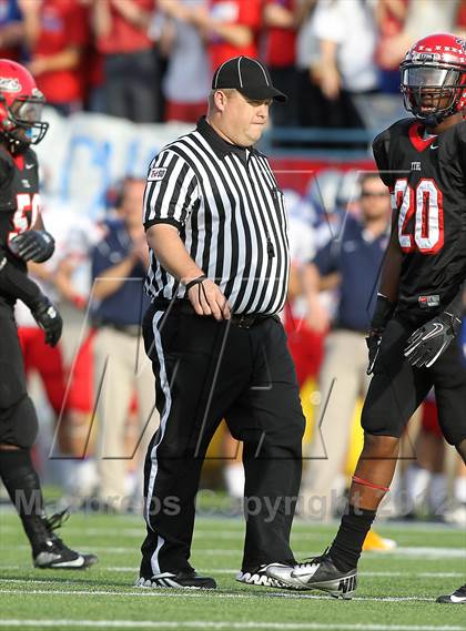 Thumbnail 1 in Cedar Hill vs. Westlake (UIL 5A Division 2 Semifinal Playoff) photogallery.