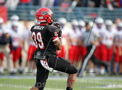 Thumbnail 3 in Cedar Hill vs. Westlake (UIL 5A Division 2 Semifinal Playoff) photogallery.