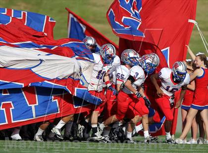 Thumbnail 2 in Cedar Hill vs. Westlake (UIL 5A Division 2 Semifinal Playoff) photogallery.