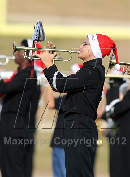 Thumbnail 3 in Cedar Hill vs. Westlake (UIL 5A Division 2 Semifinal Playoff) photogallery.