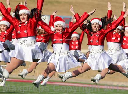 Thumbnail 2 in Cedar Hill vs. Westlake (UIL 5A Division 2 Semifinal Playoff) photogallery.