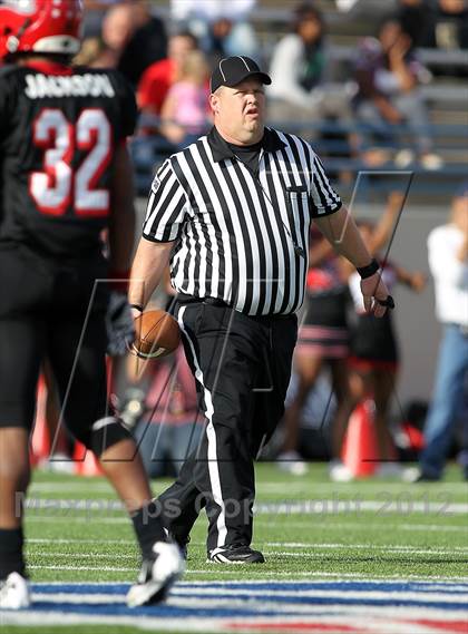 Thumbnail 3 in Cedar Hill vs. Westlake (UIL 5A Division 2 Semifinal Playoff) photogallery.