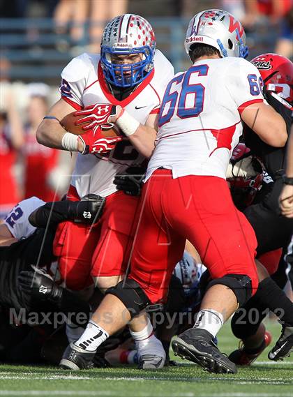 Thumbnail 3 in Cedar Hill vs. Westlake (UIL 5A Division 2 Semifinal Playoff) photogallery.