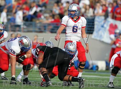 Thumbnail 1 in Cedar Hill vs. Westlake (UIL 5A Division 2 Semifinal Playoff) photogallery.