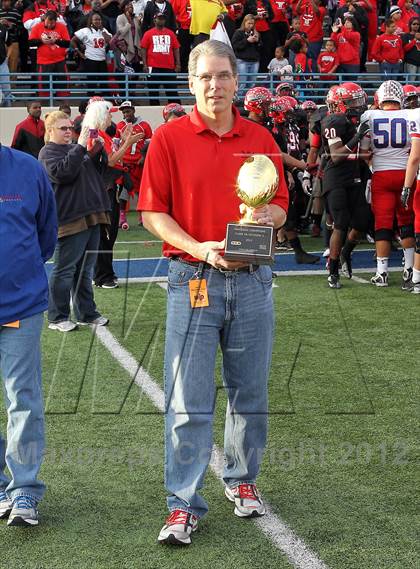 Thumbnail 3 in Cedar Hill vs. Westlake (UIL 5A Division 2 Semifinal Playoff) photogallery.