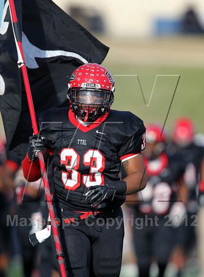 Thumbnail 3 in Cedar Hill vs. Westlake (UIL 5A Division 2 Semifinal Playoff) photogallery.